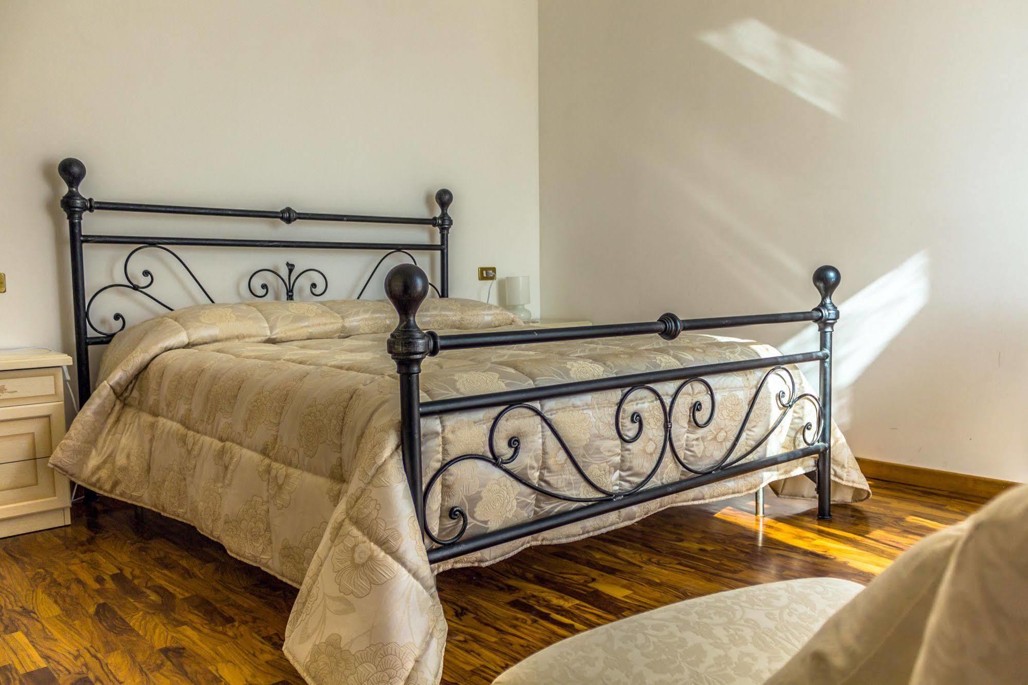 Le Monachette Bed and Breakfast Ascoli Piceno Buitenkant foto