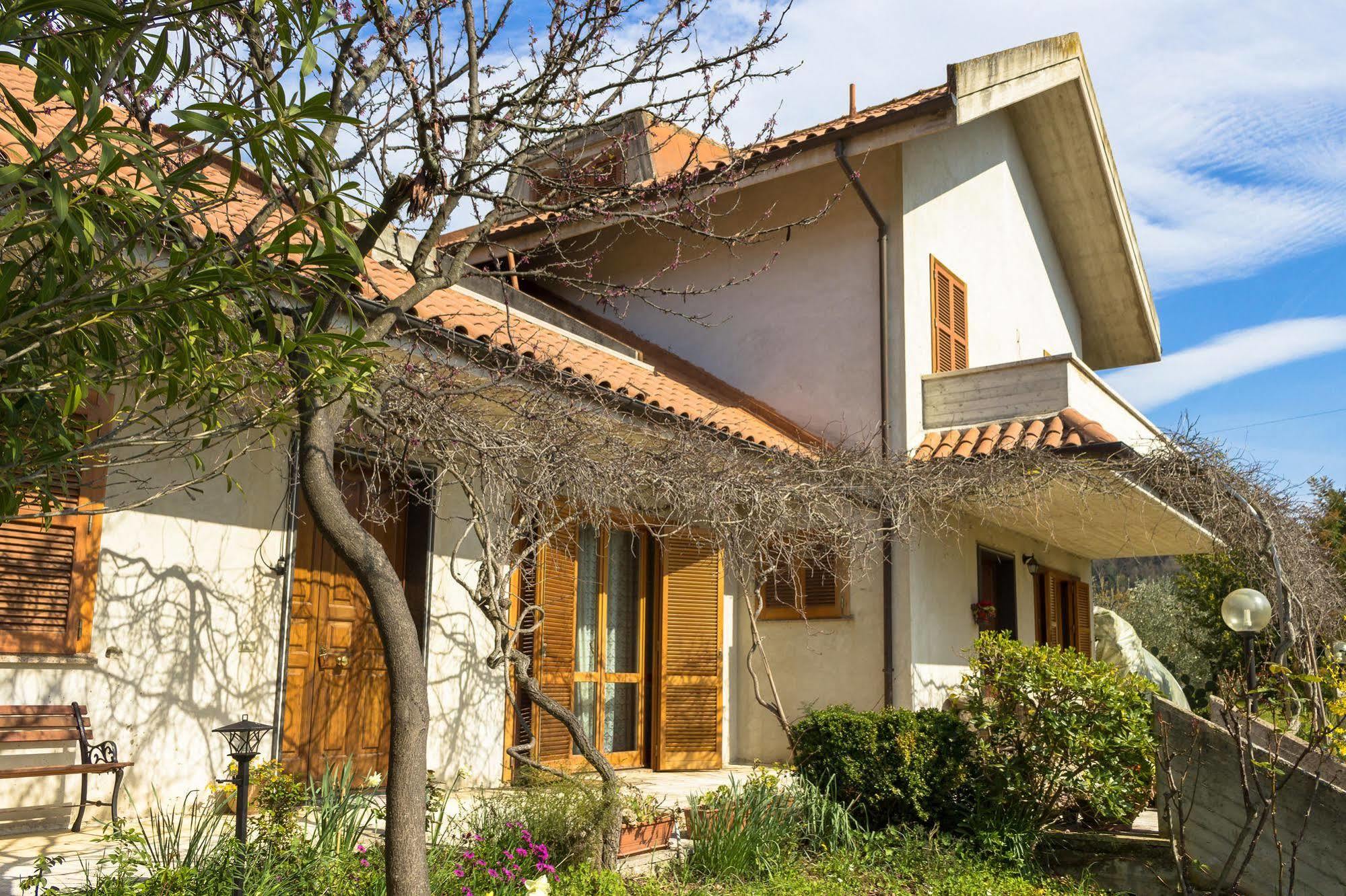 Le Monachette Bed and Breakfast Ascoli Piceno Buitenkant foto
